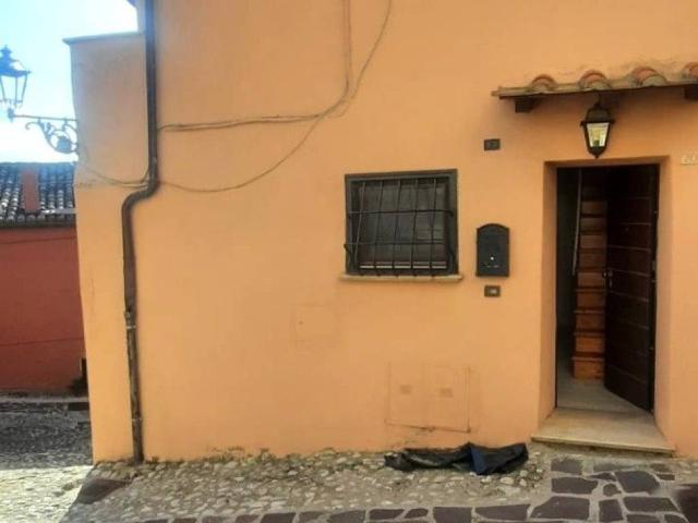 Appartamento in affitto a Poggio Mirteto RI