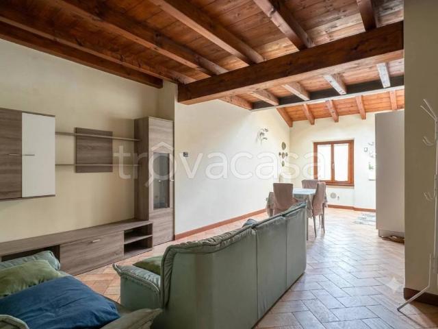 Appartamento in affitto a Poggio Rusco, arredato, bagno finestrato TrovaCasa