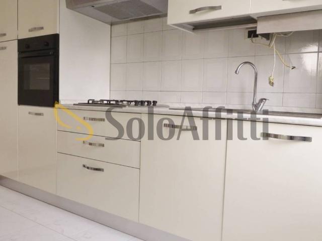 Appartamento in affitto a Pogliano Milanese piazza Enzo Tarantelli, non arredato/vuoto, terrazzo, libero subito TrovaCasa