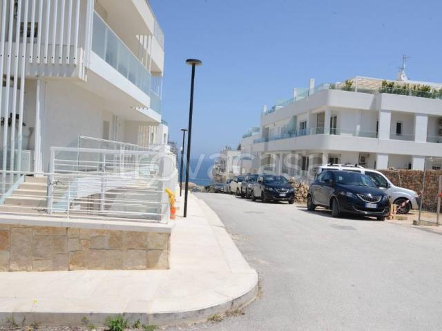 Appartamento in affitto a Polignano a Mare via San Vito, arredato, giardino privato, posto auto TrovaCasa
