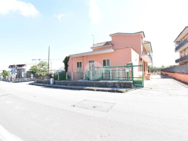Appartamento in affitto a Pollena Trocchia NA