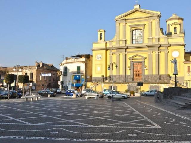 Appartamento in affitto a Pollena Trocchia NA