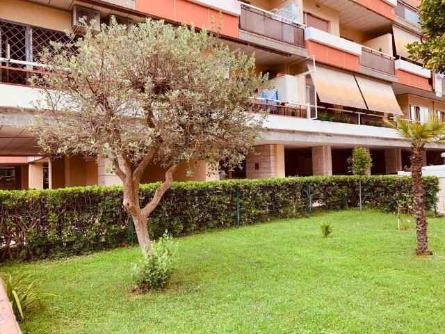 Appartamento in affitto a Pomezia RM