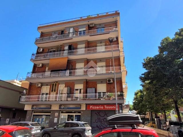 Appartamento in affitto a Pomezia RM