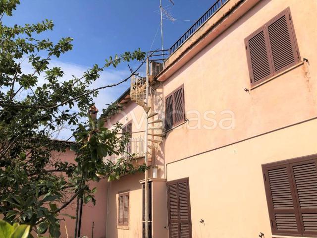 Appartamento in affitto a Pomezia via Laurentina, 46, arredato, ristrutturato, senza ascensore TrovaCasa