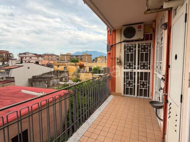 Appartamento in affitto a Pomigliano d'Arco via Mauro Leone, non arredato/vuoto, riscaldamento autonomo, ascensore TrovaCasa