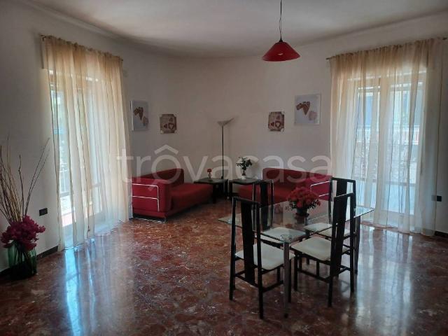 Appartamento in affitto a Pomigliano d'Arco via Ercole Cantone, arredato, terrazzo, balcone TrovaCasa