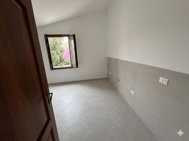 Appartamento in affitto a Ponsacco 250 mq Rif: 1426732