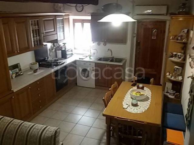 Appartamento in affitto a Porcari via Roma, arredato, terrazzo, ristrutturato TrovaCasa