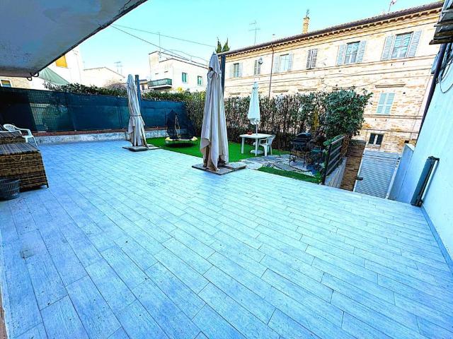 Appartamento in affitto a Porto San Giorgio FM
