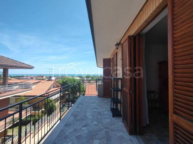 Appartamento in affitto a Porto San Giorgio via donatello, arredato, terrazzo, vista mare TrovaCasa