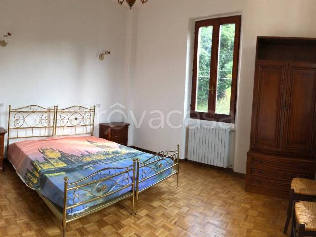 Appartamento in affitto a Porto Valtravaglia via Fugino, 7, arredato, giardino privato, terrazzo TrovaCasa