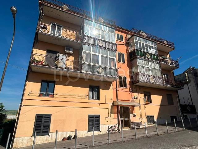 Appartamento in affitto a Potenza via San Vincenzo de' Paoli, arredato, posto auto, doppia esposizione TrovaCasa