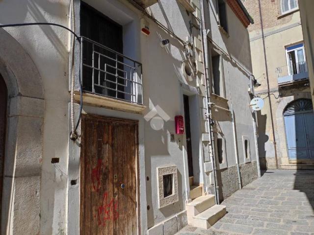 Appartamento in affitto a Potenza via Vincenzo d'Errico, arredato, ristrutturato, centrale TrovaCasa