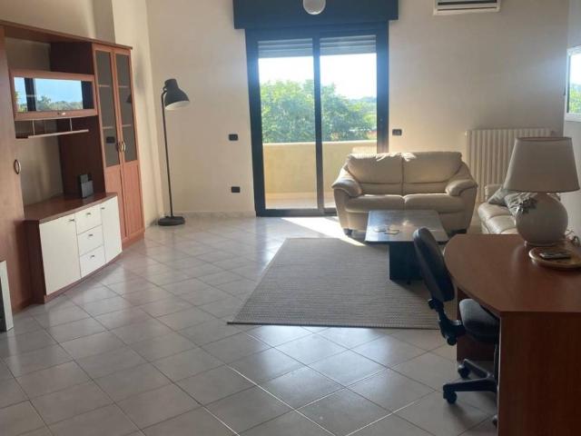 Appartamento in affitto a Pozzuoli NA