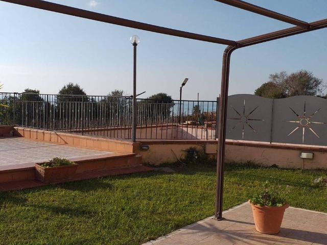 Appartamento in affitto a Pozzuoli NA