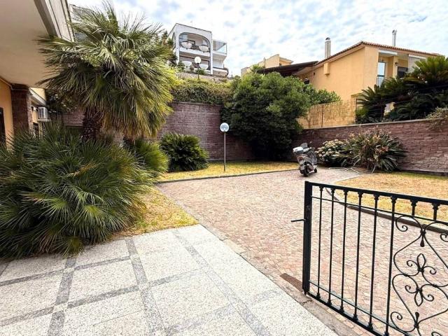 Appartamento in affitto a Pozzuoli NA