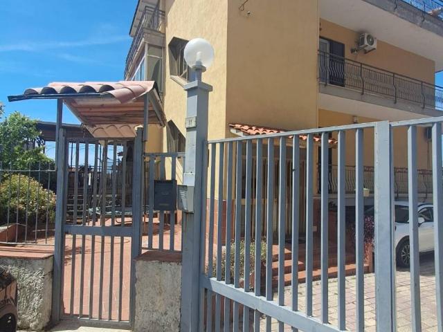Appartamento in affitto a Pozzuoli NA