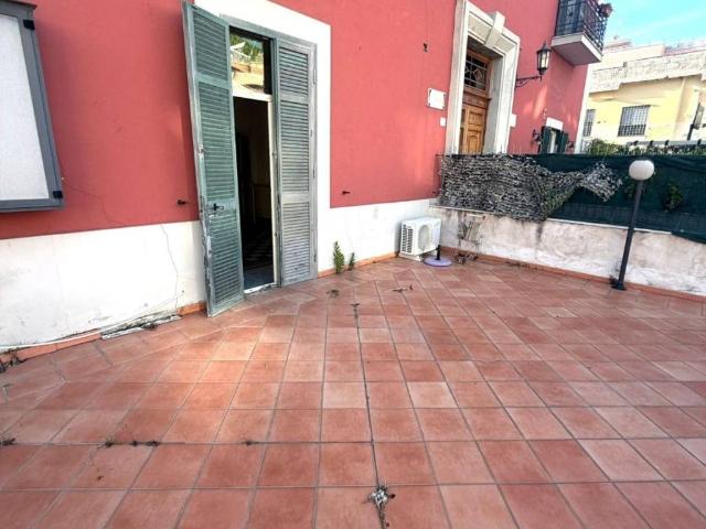 Appartamento in affitto a Pozzuoli NA