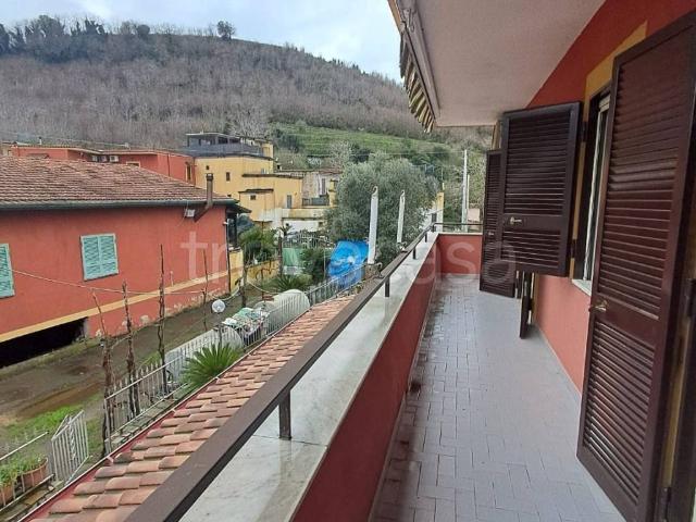 Appartamento in affitto a Pozzuoli via Cofanara, posto auto, riscaldamento autonomo, parzialmente arredato TrovaCasa