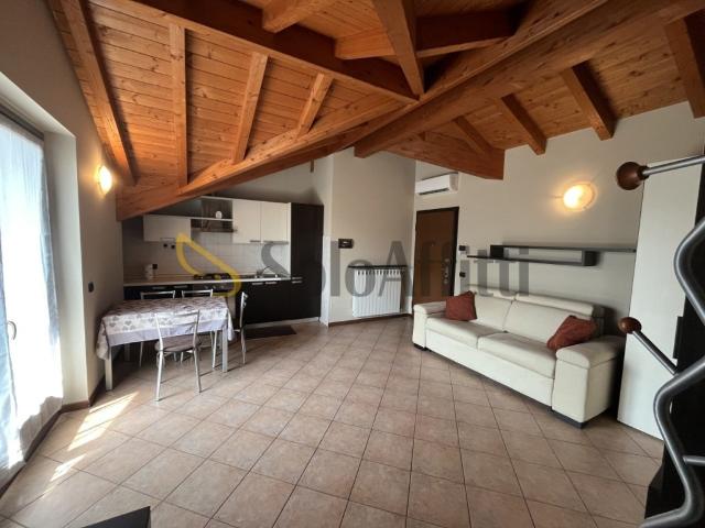 Appartamento in affitto a Pozzo d'Adda, arredato, box, terrazzo TrovaCasa