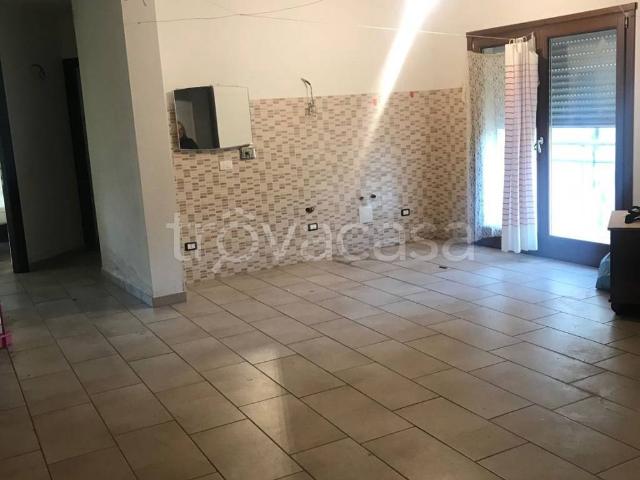 Appartamento in affitto a Prato, posto auto, parzialmente arredato, ascensore TrovaCasa