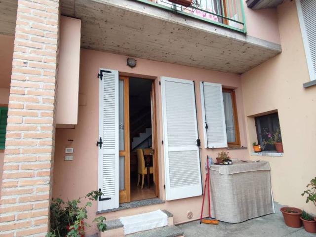 Appartamento in affitto a Predore BG