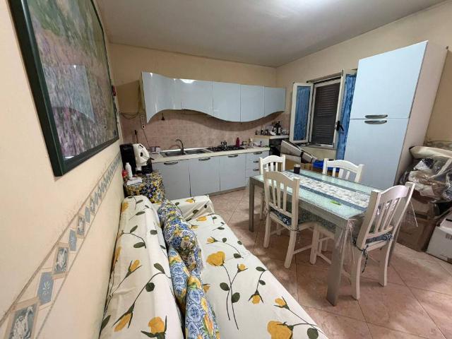 Appartamento in affitto a Quarto NA