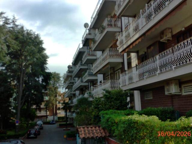 Appartamento in affitto a Quarto NA