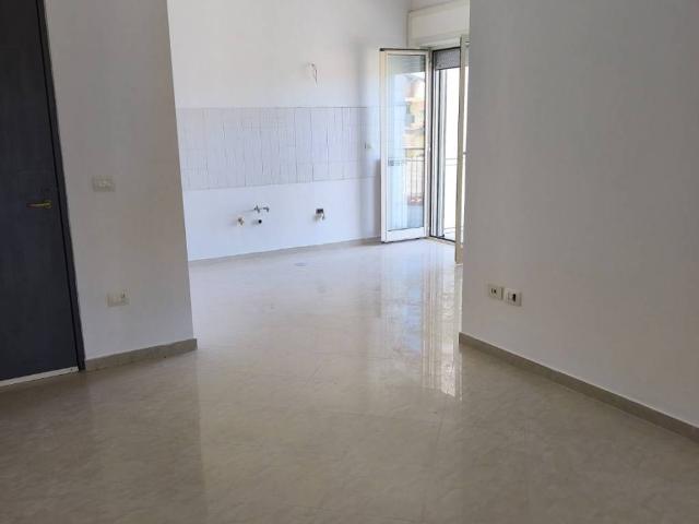 Appartamento in affitto a Quarto NA