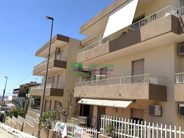 Appartamento in affitto a Ragusa via Capri, arredato, aria condizionata, predisposizione aria condizionata TrovaCasa