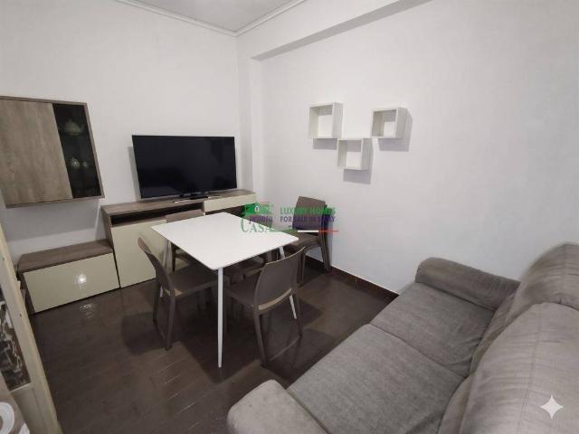 Appartamento in affitto a Ragusa via f. Destefano, parzialmente arredato, balcone, cucina abitabile TrovaCasa