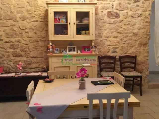 Appartamento in affitto a Ragusa RG