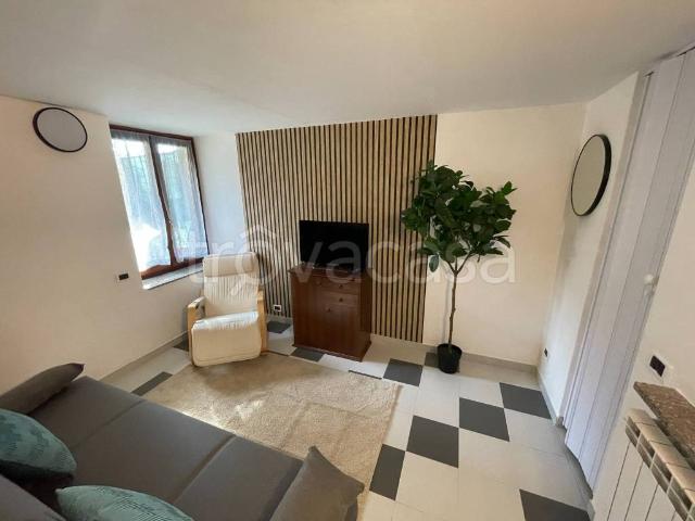 Appartamento in affitto a Ranzanico via Aldo Moro, 200, arredato, giardino privato, immobile di prestigio TrovaCasa