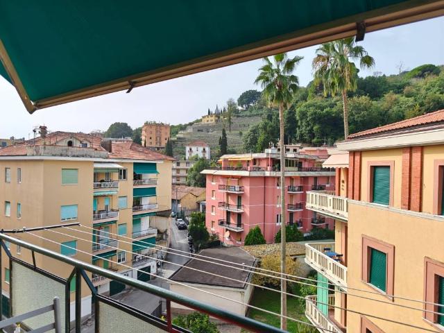 Appartamento in affitto a Rapallo GE