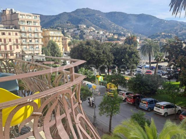 Appartamento in affitto a Rapallo via Antonio Gramsci, arredato, posto auto, centrale TrovaCasa