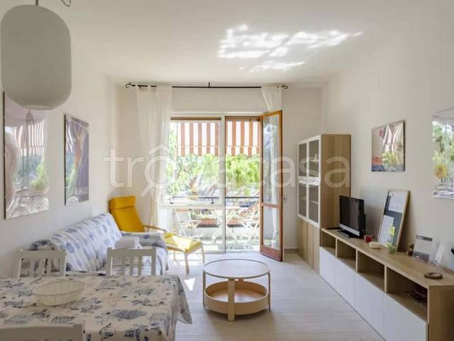 Appartamento in affitto a Rapallo viale Privato dei Lauri, Golf Castellino