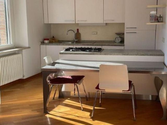 Appartamento in affitto a Ravenna, ristrutturato, cucina a vista TrovaCasa