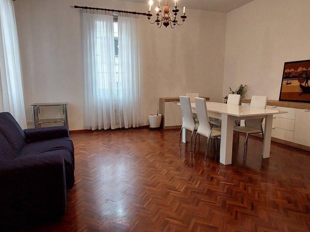 Appartamento in affitto a Reggio Emilia