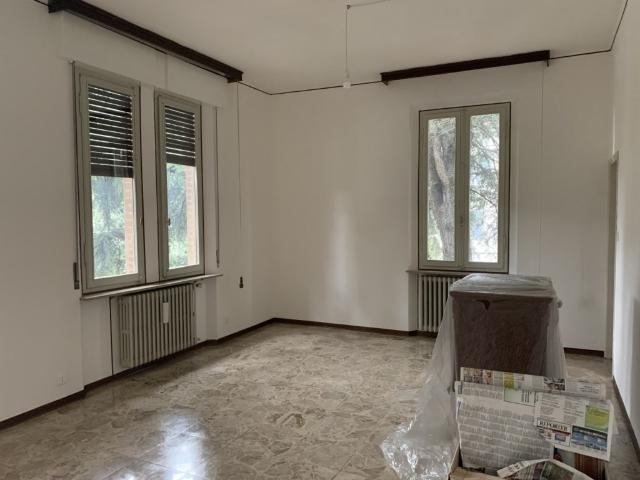 Appartamento in affitto a Reggio nell'Emilia, giardino privato, posto auto, box TrovaCasa