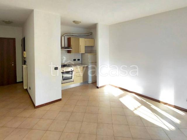 Appartamento in affitto a Reggio nell'Emilia via Beniamino Gigli, box, ascensore, cantina TrovaCasa