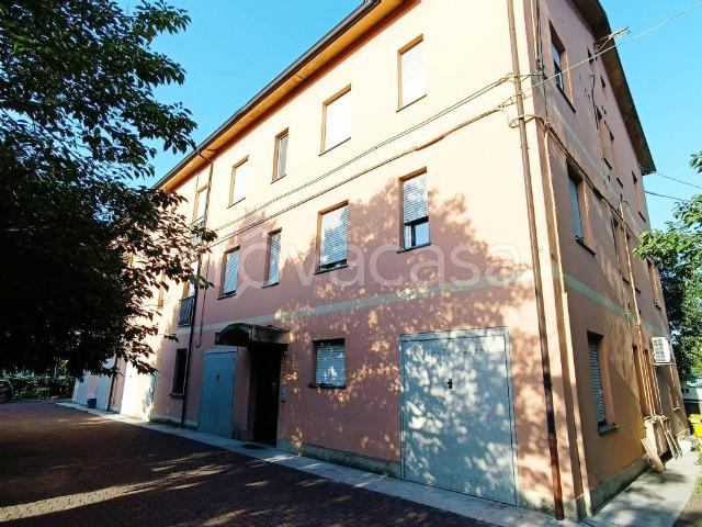 Appartamento in affitto a Reggio nell'Emilia via Blaise Pascal, arredato, riscaldamento autonomo, doppi vetri TrovaCasa