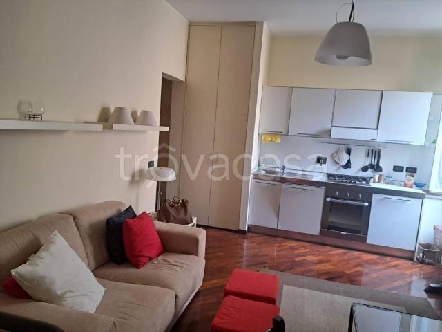 Appartamento in affitto a Reggio nell'Emilia via dell'Abbadessa, arredato, centrale, parquet TrovaCasa