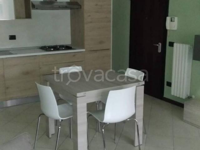 Appartamento in affitto a Reggio nell'Emilia via Divisione Acqui, arredato, box, terrazzo TrovaCasa