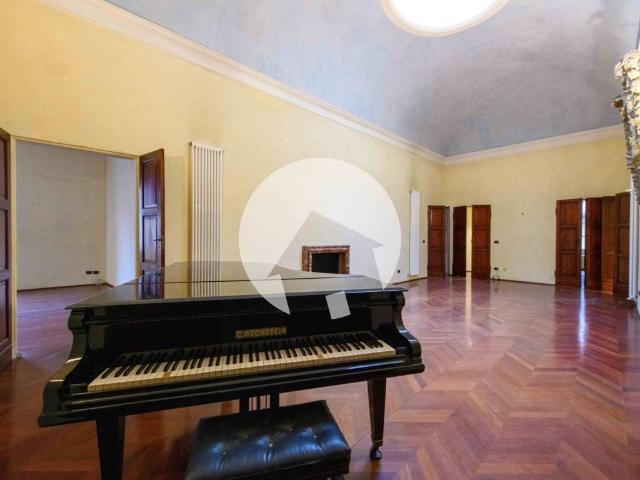 Appartamento in affitto a Reggio nell'Emilia via Emilia San Pietro, 21, non arredato/vuoto, immobile di prestigio, ascensore TrovaCasa