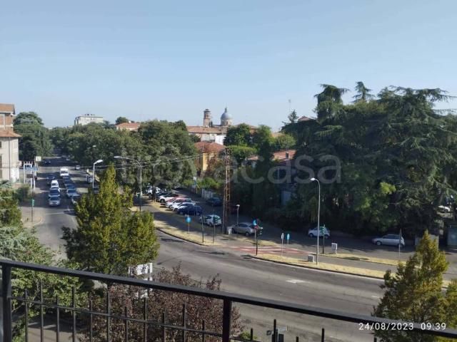 Appartamento in affitto a Reggio nell'Emilia viale Timavo, arredato TrovaCasa