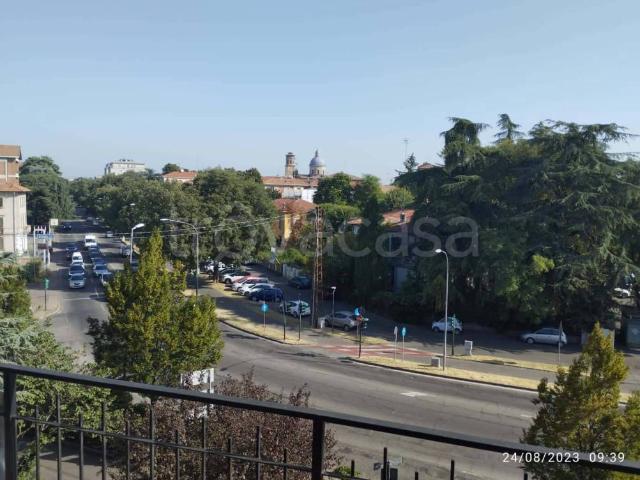 Appartamento in affitto a Reggio nell'Emilia viale Timavo, Ospedale Villaggio Manenti