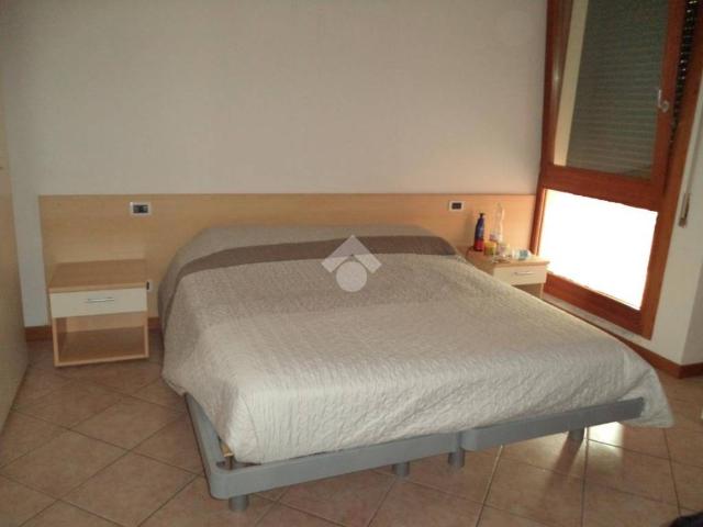 Appartamento in affitto a Resana, box, terrazzo, parzialmente arredato TrovaCasa