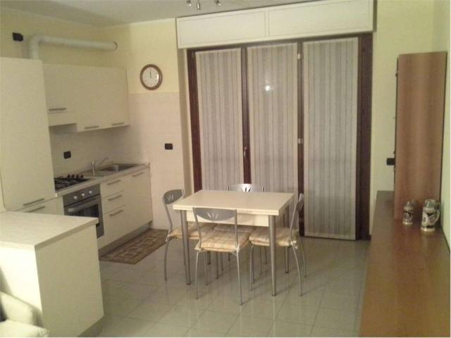 Appartamento in affitto a Rescaldina MI