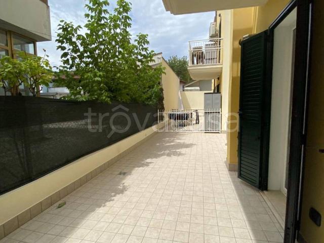 Appartamento in affitto a Riccione, arredato, terrazzo, angolo cottura TrovaCasa